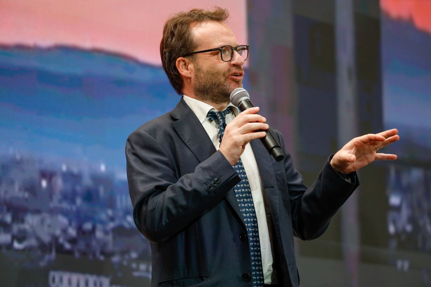 Fondazione Meyer: il Comitato dei garanti non decide su Carrai, è scontro con i movimenti Pro-Pal